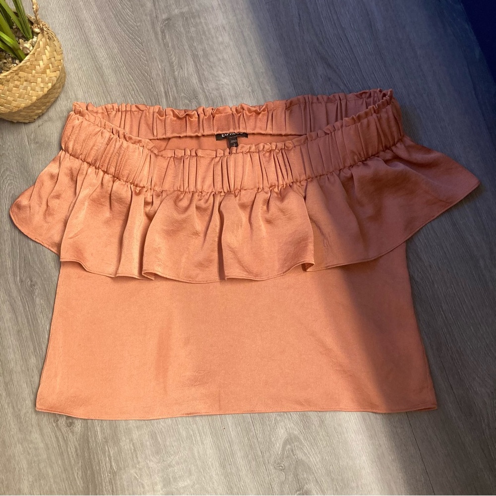 EXPRESS Off the Shoulder Satin Ruffle Top in Brick Dust/Orange Women’s Sz S